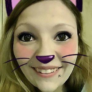 Meet your Posher, Ashley